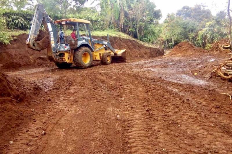  Apertura y consolidación de caminos, urbanización parcelas